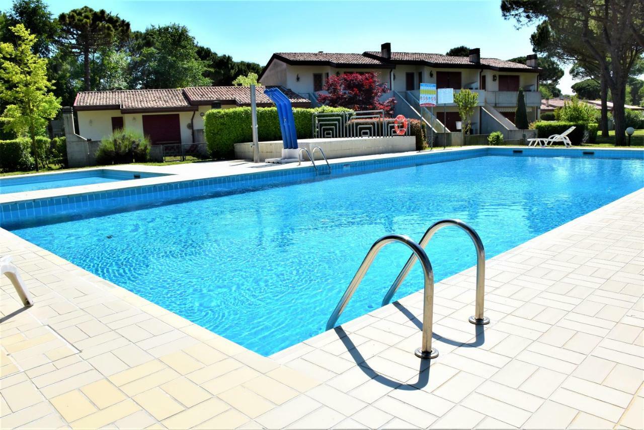Villaggio Anna Бибионе Экстерьер фото